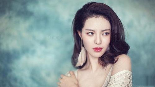 阿然明星网红造型师,打造时尚潮流的幕后推手