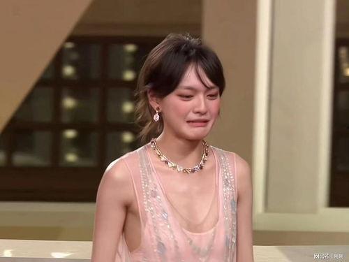 走秀明星网红是谁,揭秘走秀明星网红背后的魅力