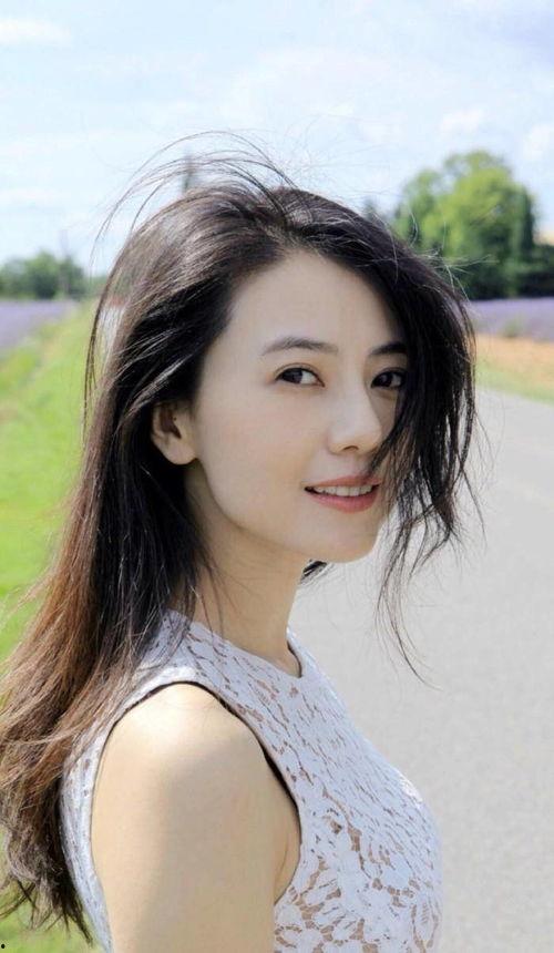 明星网红天花板图片