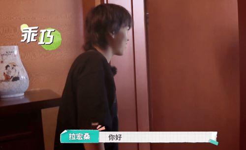 辱骂明星网红的女孩视频,辱骂明星网红视频引发社会关注”