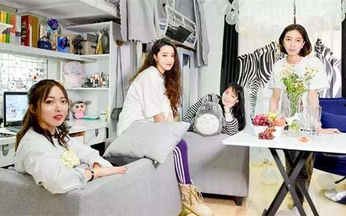 今日吃瓜女大学生视频,女大学生吃瓜视频引发热议，揭秘校园生活新风尚