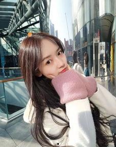 今日吃瓜女大学生视频,女大学生吃瓜视频引发热议，揭秘校园生活新风尚