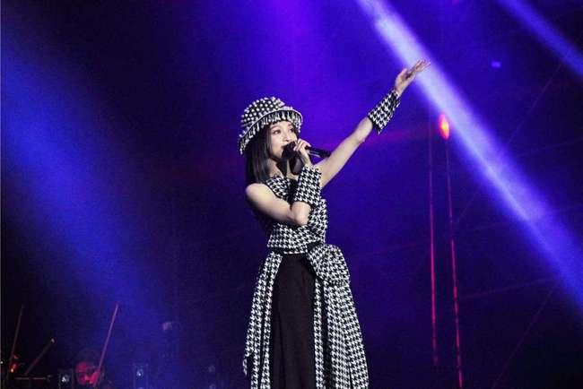 安阳明星网红是谁,揭秘当地网络红人风采