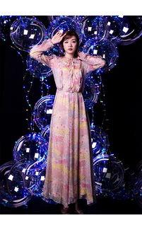 明星网红连衣裙图片女孩,女孩演绎甜美风采